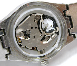 �G�݃E�H�b�`�r���vFOSSIL�t�H�b�V�����[�u�����g�g��