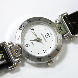 �G�݃E�H�b�`�r���vGIANI VALENTINO