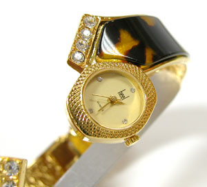 �G�݃E�H�b�`�r���vHeel�o���O��ꈍb��������