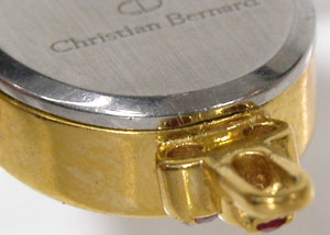 �G�݃E�H�b�`�r���vChriatian BERNARD�o���O���J����