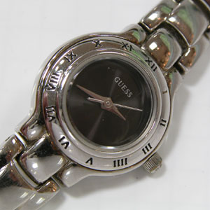 �G�݃E�H�b�`�r���v/GUESS