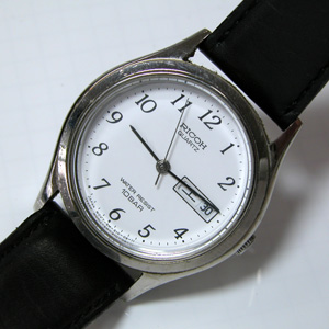 RICOH�����Y�N�H�[�c