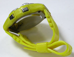 TIME SPARK�f�W�^���x���g