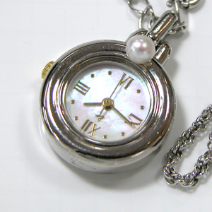 �y���_���g�@�E�H�b�`