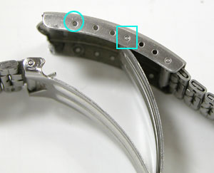 腕時計ベルト調整三つ折れバックルバネ棒位置